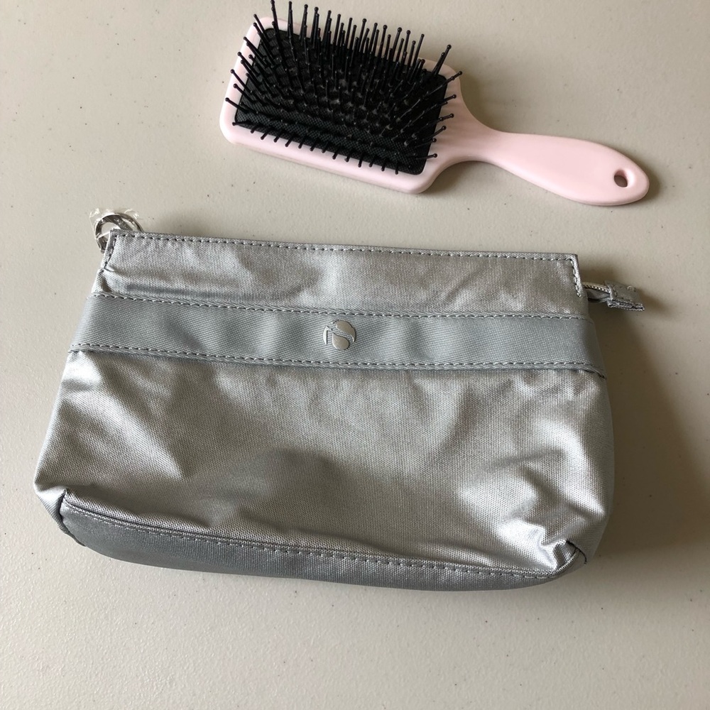 Makeup bag